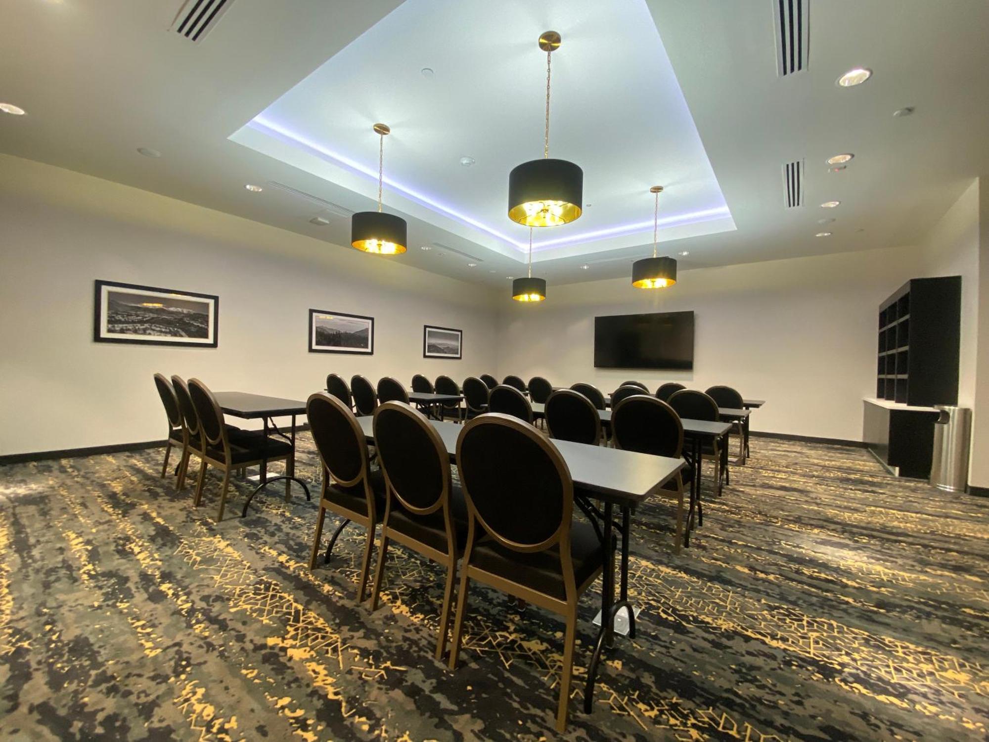 La Quinta Inn & Suites By Wyndham Yucaipa Esterno foto
