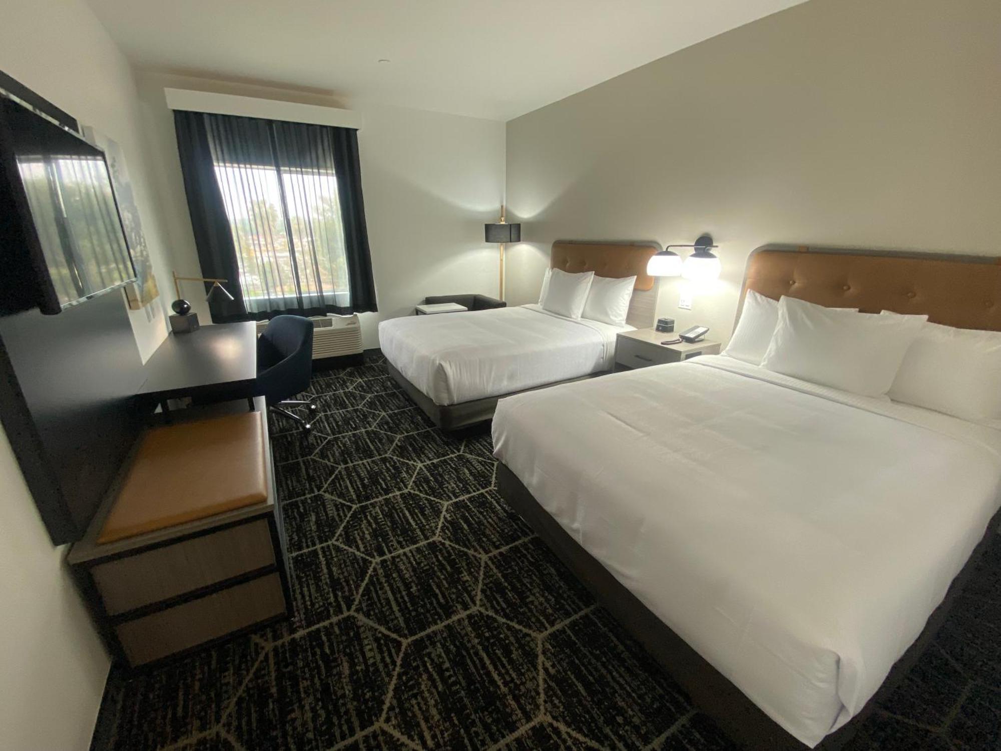 La Quinta Inn & Suites By Wyndham Yucaipa Esterno foto